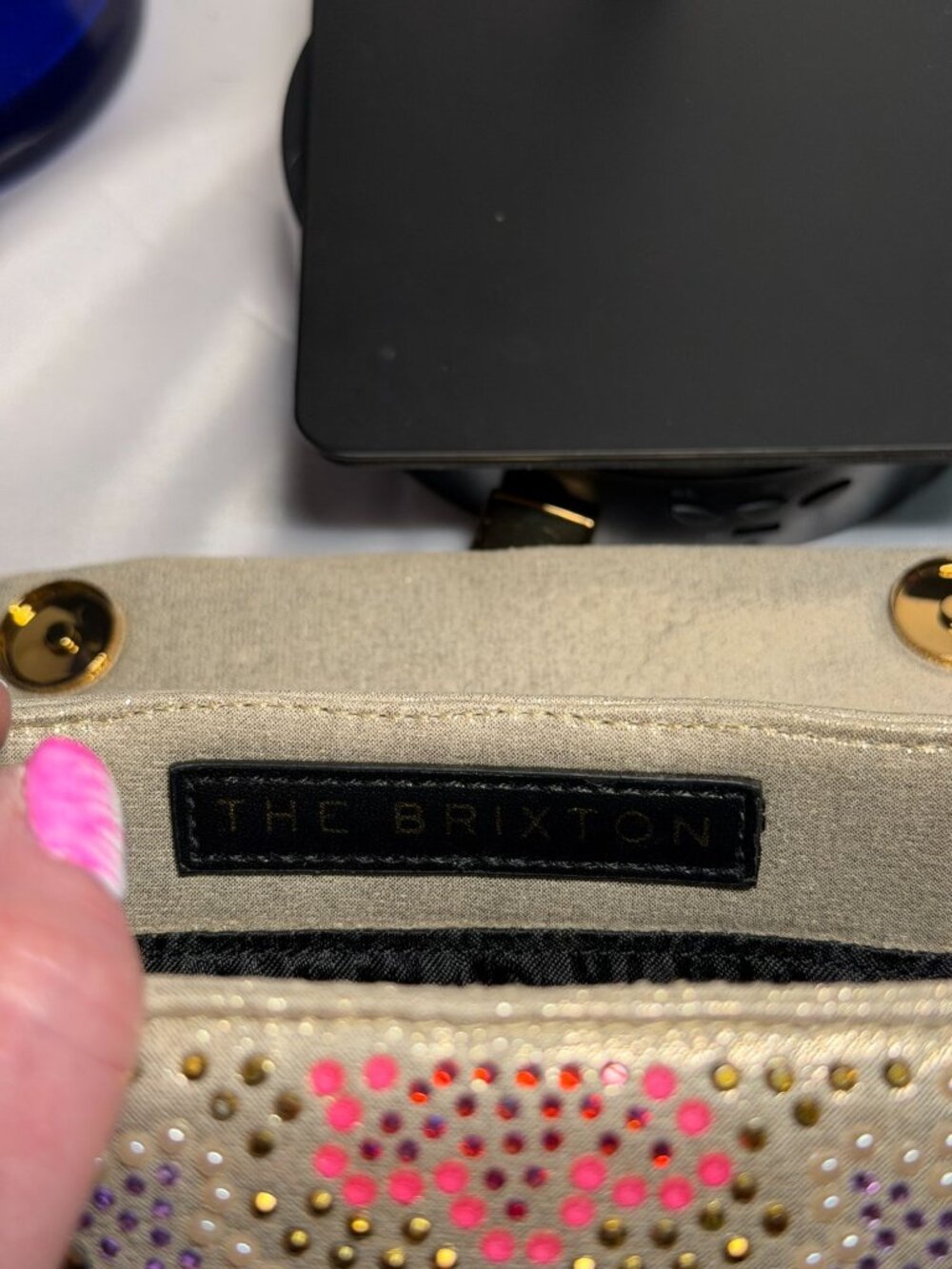Kurt Geiger Small Handbag Rhinestone Floral Design And Lock NWT - Picture 9 of 10